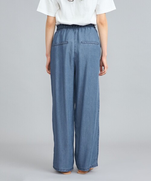 coen（コーエン）の「ライトデニムシャーリングワイドパンツ（デニムパンツ・レディース・コバルトブルー/ライトブルー・M/L）」の16枚目の写真