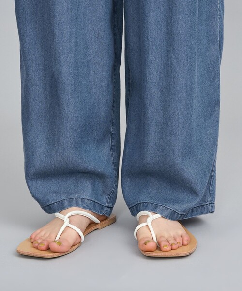 coen（コーエン）の「ライトデニムシャーリングワイドパンツ（デニムパンツ・レディース・コバルトブルー/ライトブルー・M/L）」の20枚目の写真