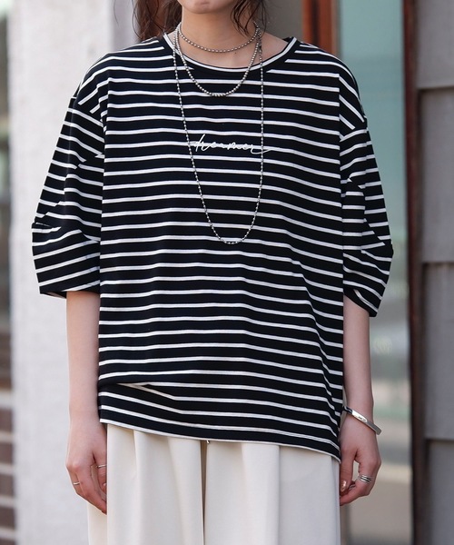 &HALF(アンドハーフ)の「ボーダーロゴプリントTシャツ(Tシャツ/カットソー・レディース・ホワイト/ネイビー/ブルー/ブラック・M/L)」の9枚目の写真