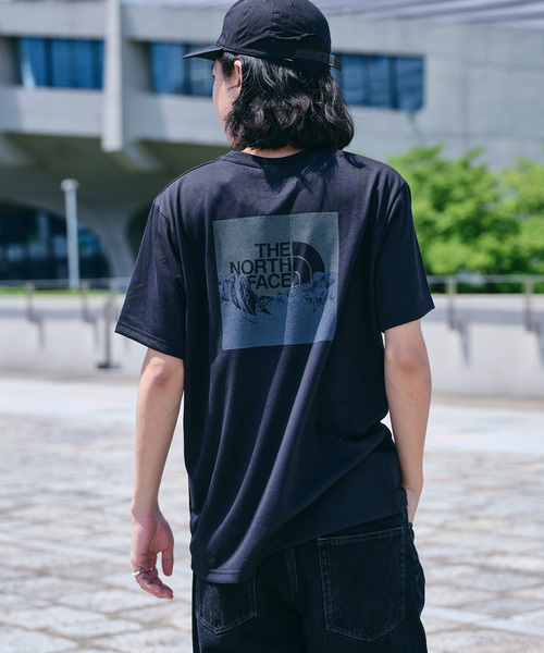 THE NORTH FACE(ザノースフェイス)の「THE NORTH FACE / S/S Square Mountain Logo NT32377(Tシャツ/カットソー・メンズ・ブラック/ホワイト/キャメル/コバルトブルー・MEDIUM/LARGE/X-LARGE)」の5枚目の写真