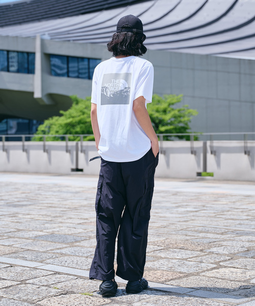 THE NORTH FACE(ザノースフェイス)の「THE NORTH FACE / S/S Square Mountain Logo NT32377(Tシャツ/カットソー・メンズ・ブラック/ホワイト/キャメル/コバルトブルー・MEDIUM/LARGE/X-LARGE)」の8枚目の写真
