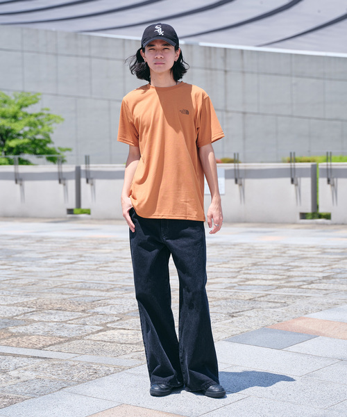 THE NORTH FACE(ザノースフェイス)の「THE NORTH FACE / S/S Square Mountain Logo NT32377(Tシャツ/カットソー・メンズ・ブラック/ホワイト/キャメル/コバルトブルー・MEDIUM/LARGE/X-LARGE)」の12枚目の写真