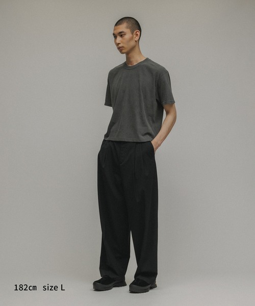 M TO R（ムウトアール）の「［TOPS］M CROPPED PACK TEE（T
