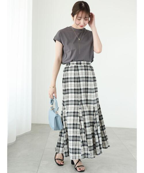 Te chichi TERRASSE（テチチテラス）の「【吸水速乾・接触冷感】ハイネックフレンチスリーブTシャツ（Tシャツ/カットソー・レディース・オフホワイト/チャコールグレー/ベージュ・F）」の18枚目の写真