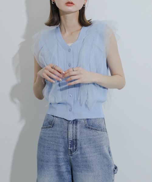 HEYUMM（ヘユム）の「チュールドッキングノースリーブセーター（ニット/セーター・レディース・チャコールグレー/ライトブルー/ライトベージュ・ONE）」の16枚目の写真