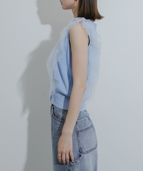 HEYUMM（ヘユム）の「チュールドッキングノースリーブセーター（ニット