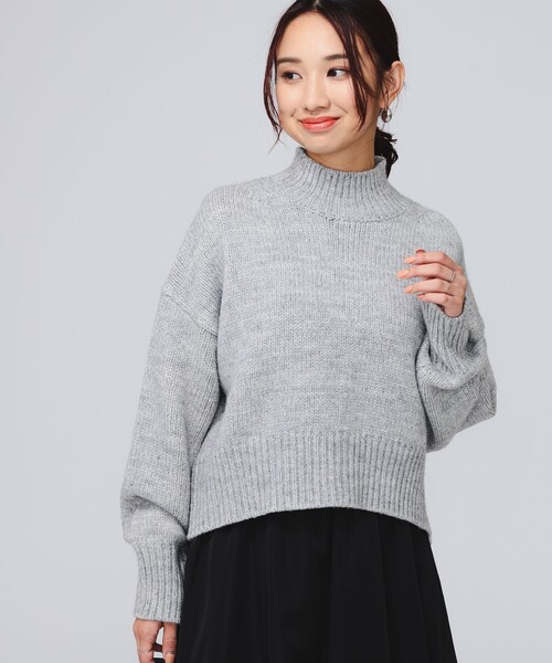 B:MING by BEAMS（ビーミングバイビームス）の「バックスリット ハイネック ニット（ニット/セーター・レディース・オフホワイト/ブルー系その他2/ネイビー/ライトグレー・ONE SIZE）」の2枚目の写真