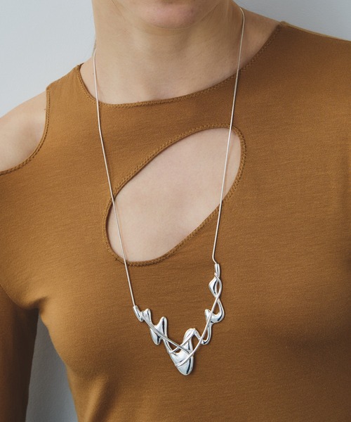 loni（ロニ）の「【金属アレルギー対応】Glass Wave Necklace/グラスウェーブネックレス（ネックレス・レディース・ゴールド/シルバー・FREE）」の14枚目の写真