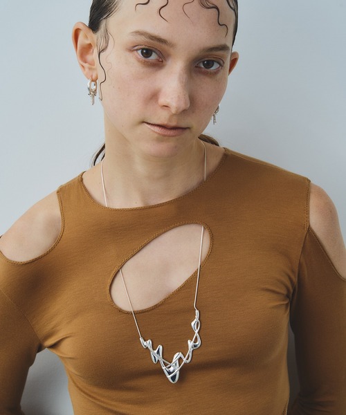 loni（ロニ）の「【金属アレルギー対応】Glass Wave Necklace/グラスウェーブネックレス（ネックレス・レディース・ゴールド/シルバー・FREE）」の11枚目の写真