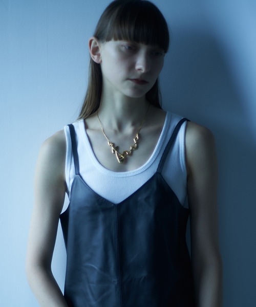 loni（ロニ）の「【金属アレルギー対応】Glass Wave Necklace/グラスウェーブネックレス（ネックレス・レディース・ゴールド/シルバー・FREE）」の6枚目の写真
