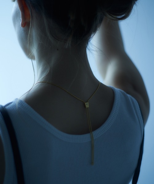 loni（ロニ）の「【金属アレルギー対応】Glass Wave Necklace/グラスウェーブネックレス（ネックレス・レディース・ゴールド/シルバー・FREE）」の7枚目の写真