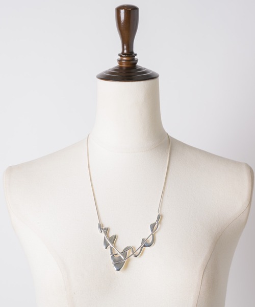 loni（ロニ）の「【金属アレルギー対応】Glass Wave Necklace/グラスウェーブネックレス（ネックレス・レディース・ゴールド/シルバー・FREE）」の18枚目の写真