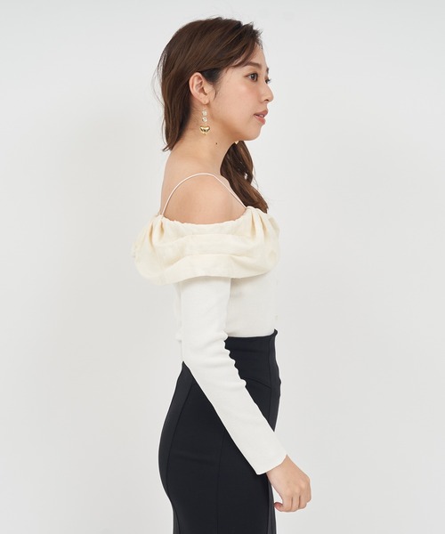 ROYAL PARTY(ロイヤルパーティー)の「ジャガードフラワードッキングオフショルニットトップス(ニット/セーター・レディース・オフホワイト/ブラック/ブルー・FREE)」の21枚目の写真