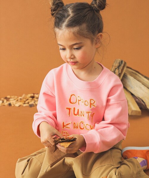 B:MING by BEAMS（ビーミングバイビームス）の「フロント 刺繍 クルーネック スウェット（100～140cm）（スウェット・キッズ・ライトグレー/ピンク・140/130/100/110）」の5枚目の写真