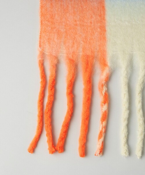 CITEN（シテン）の「＜CITEN＞カラフルチェックストール（ストール/ショール・レディース・オレンジ/ライトブルー・FREE）」の9枚目の写真