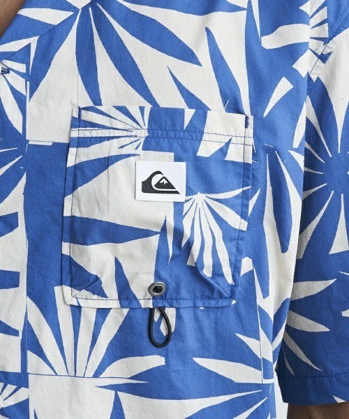 Quiksilver(クイックシルバー)の「FUN SURF SHIRTS/クイックシルバー半袖総柄シャツ(シャツ/ブラウス・メンズ・ブルー/イエロー・MEDIUM/LARGE/X-LARGE)」の6枚目の写真