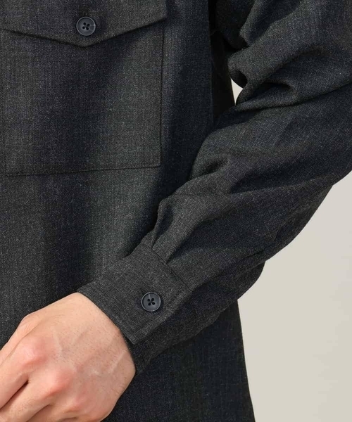 a.v.v（アーヴェヴェ）の「【イージーケア】ダブルポケットシャツ (セットアップ可)リライトシリーズ1（シャツ/ブラウス・メンズ・ライトブラウン/チャコールグレー/ネイビー・46/48/50）」の18枚目の写真