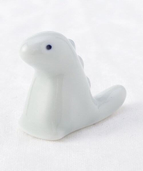 212 KITCHEN STORE（トゥワントゥキッチンストア）の「江戸っ子恐竜 白×青 ティラノザウルス 箸置（カトラリー・レディース・その他・00）」の2枚目の写真