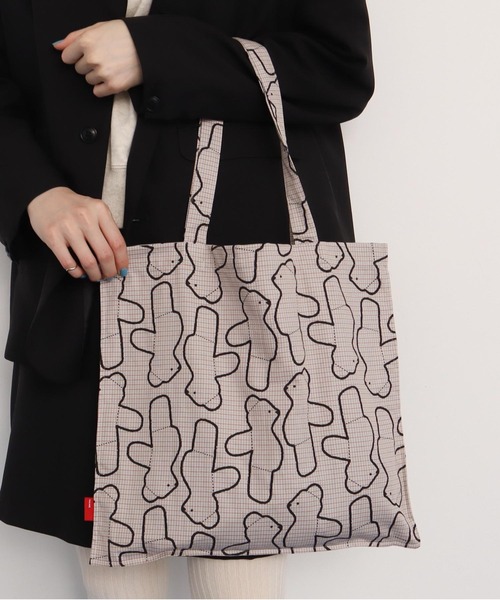 I am I in fact...（アイアムアイインファクト）の「Bear pattern check トートバッグ（トートバッグ・レディース・ブルー/ベージュ・FREE）」の2枚目の写真