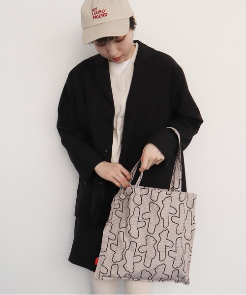 I am I in fact...（アイアムアイインファクト）の「Bear pattern check トートバッグ（トートバッグ・レディース・ブルー/ベージュ・FREE）」の5枚目の写真