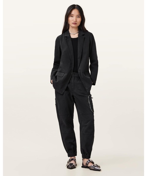 ALLSAINTS（オールセインツ）の「FLORENCE CARGO JOGGER TROUSERS | FLORENCE カーゴ ジョガー トラウザー（カーゴパンツ・レディース・ブラック・10/4/6/8）」の11枚目の写真