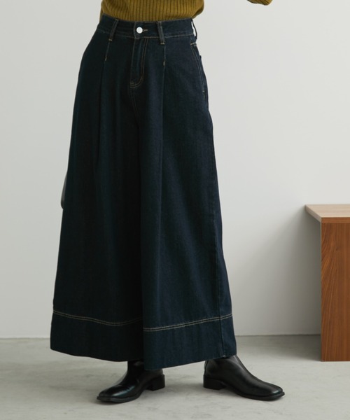 Aunt Marie's(アントマリーズ)の「タックワイドデニムパンツ(デニムパンツ・レディース・ネイビー・FREE/MT)」の5枚目の写真
