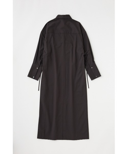 M_（エムアンダーバー）の「オーガニックコットン×リサイクルポリエステル混 シルエットの変化を楽しめるシャツドレス（ワンピース・レディース・ブラック/ホワイト・FREE）」の11枚目の写真