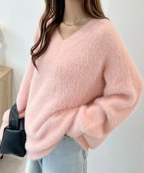 Futier land(フューティアランド)の「モヘアタッチ裾リブシャギーVネッニット(ニット/セーター・レディース・チャコールグレー/ブルー/グリーン/ピンク/ベージュ/アイボリー・FREE)」の6枚目の写真