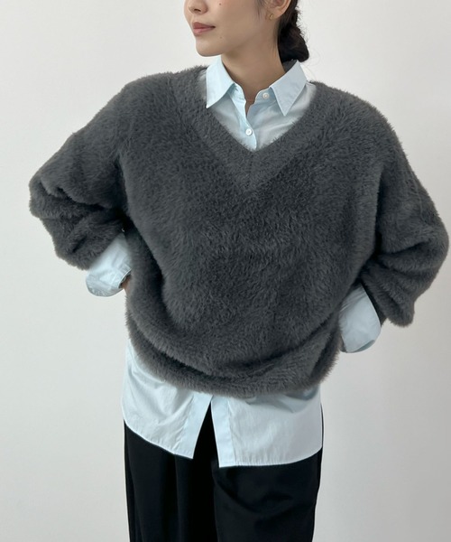 muta フワフワセーター M グレー 美品 セール】モヘアタッチ裾リブシャギーVネッニット（ニット/セーター