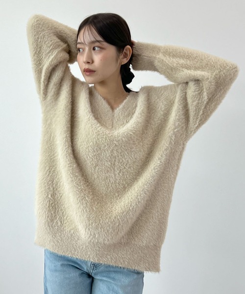 Futier land(フューティアランド)の「モヘアタッチ裾リブシャギーVネッニット(ニット/セーター・レディース・チャコールグレー/ブルー/グリーン/ピンク/ベージュ/アイボリー・FREE)」の10枚目の写真