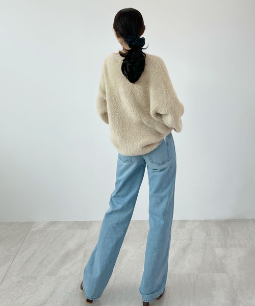 Futier land(フューティアランド)の「モヘアタッチ裾リブシャギーVネッニット(ニット/セーター・レディース・チャコールグレー/ブルー/グリーン/ピンク/ベージュ/アイボリー・FREE)」の11枚目の写真