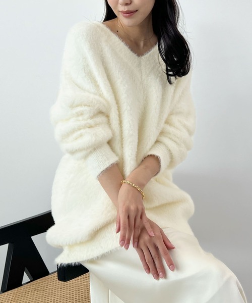 Futier land(フューティアランド)の「モヘアタッチ裾リブシャギーVネッニット(ニット/セーター・レディース・チャコールグレー/ブルー/グリーン/ピンク/ベージュ/アイボリー・FREE)」の22枚目の写真