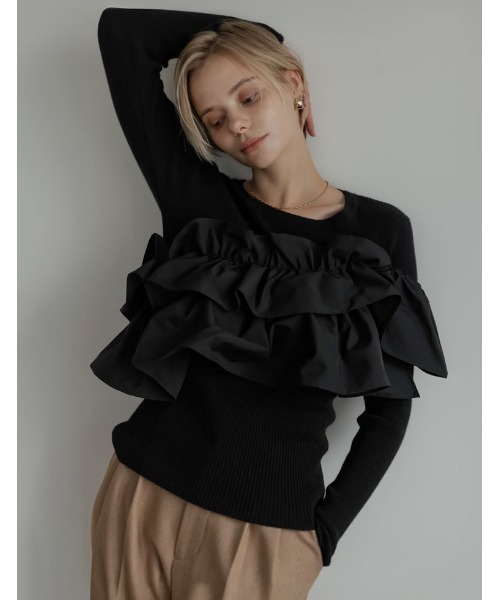 Re:EDIT（リエディ）の「[2024-25 WINTER COLLECTION]タフタフリルドッキングニットトップス（ニット/セーター・レディース・ブラック/アイボリー・MEDIUM/LARGE）」の3枚目の写真