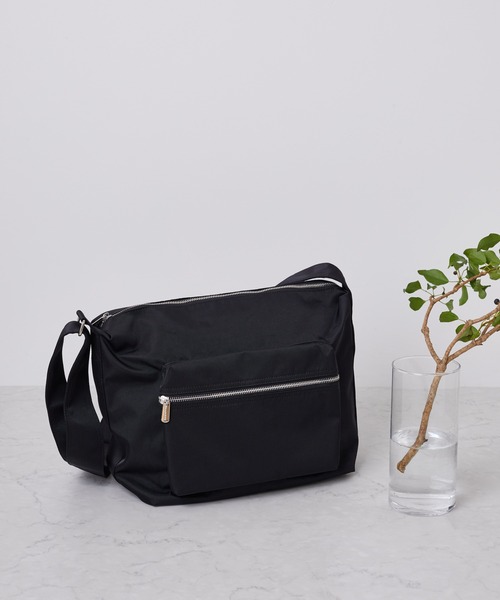 ファスナーショルダーバッグ(ショルダーバッグ)|Maison de FLEUR(メゾンドフルール)