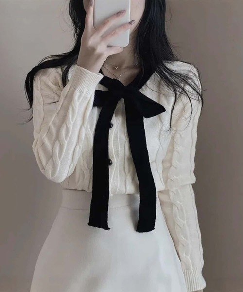 MAISON DE THERESE(メゾン ド テレーズ)の「タイリボン 配色ケーブルニットカーディガン(カーディガン/ボレロ・レディース・レッド/ブラック/アイボリー・FREE)」の1枚目の写真