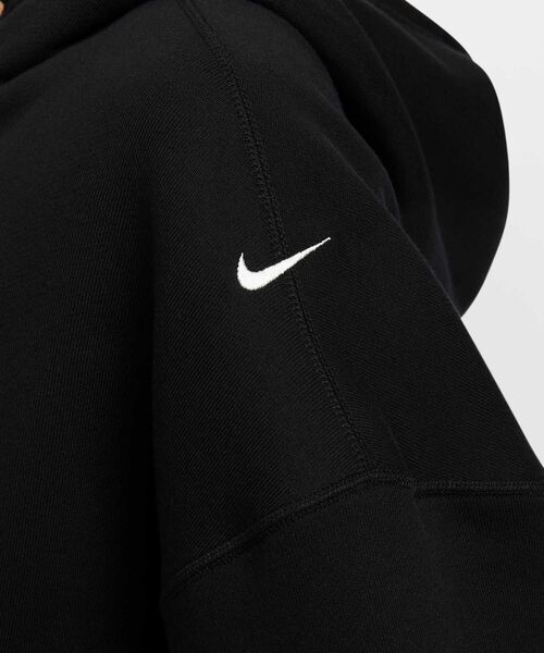 NIKE（ナイキ）の「ナイキ スポーツウェア ウィメンズ オーバーサイズド クロップド フレンチテリー プルオーバー パーカー / Nike Sportswear Women's Oversized Cropped French Terry Pullover Hoodie FV7778-010 Black（パーカー・レディース・ブラック・S/M/L/2XL/XL/XS）」の10枚目の写真