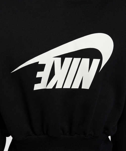 NIKE（ナイキ）の「ナイキ スポーツウェア ウィメンズ オーバーサイズド クロップド フレンチテリー プルオーバー パーカー / Nike Sportswear Women's Oversized Cropped French Terry Pullover Hoodie FV7778-010 Black（パーカー・レディース・ブラック・S/M/L/2XL/XL/XS）」の6枚目の写真