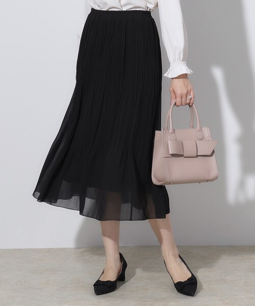 couture brooch（クチュールブローチ）の「【セレモニーシーン/お仕事にも】ランダムプリーツスカート（スカート・レディース・ライトベージュ/ネイビー/ブラック・38/40/36/42）」の2枚目の写真