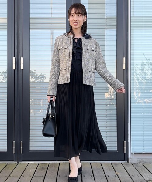 couture brooch（クチュールブローチ）の「【セレモニーシーン/お仕事にも】ランダムプリーツスカート（スカート・レディース・ライトベージュ/ネイビー/ブラック・38/40/36/42）」の13枚目の写真