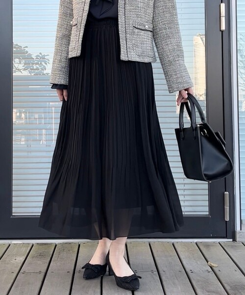 couture brooch（クチュールブローチ）の「【セレモニーシーン/お仕事にも】ランダムプリーツスカート（スカート・レディース・ライトベージュ/ネイビー/ブラック・38/40/36/42）」の16枚目の写真