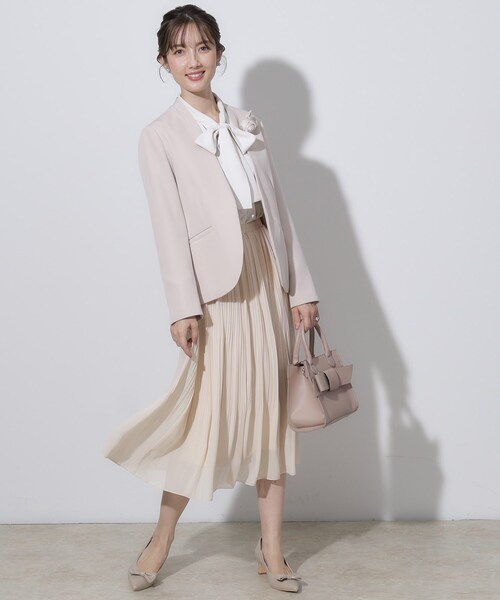 couture brooch（クチュールブローチ）の「【セレモニーシーン/お仕事にも】ランダムプリーツスカート（スカート・レディース・ライトベージュ/ネイビー/ブラック・38/40/36/42）」の17枚目の写真