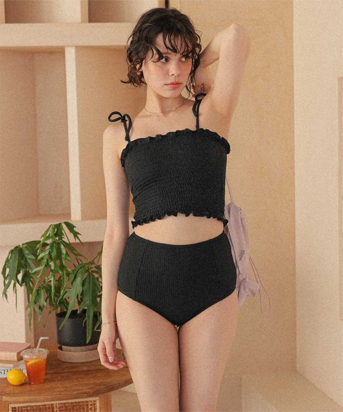 titivate(ティティベイト)の「シャーリングフリルビキニ/水着(水着・レディース・オレンジ系その他/ミント/アイボリー/ブラック/ブラウン/ブルー・S/L/M/XL)」の1枚目の写真