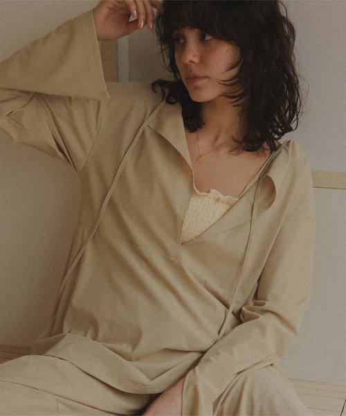 titivate(ティティベイト)の「シャーリングフリルビキニ/水着(水着・レディース・オレンジ系その他/ミント/アイボリー/ブラック/ブラウン/ブルー・S/L/M/XL)」の9枚目の写真
