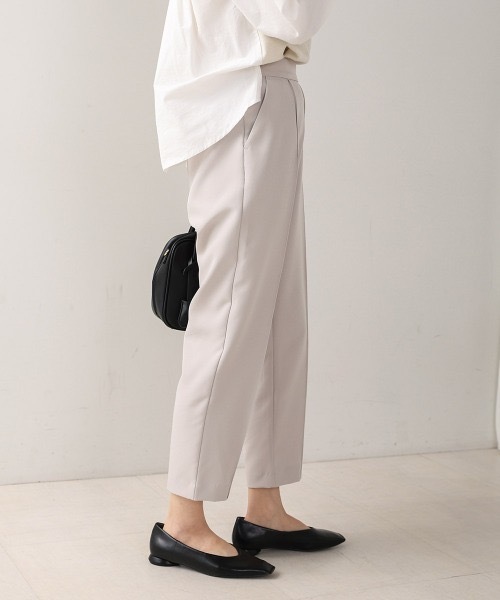 Bou Jeloud（ブージュルード）の「【セレモニー向け】とろみテーパードパンツ（スラックス・レディース・ブラック/ベージュ・FREE）」の12枚目の写真