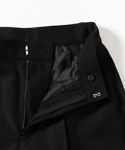 Ray BEAMS（レイビームス）の「1タック ワイド ハーフパンツ（その他パンツ・レディース・グレー/ブラック・1/0）」の14枚目の写真