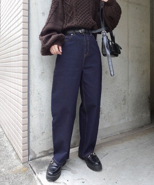 CORNERS（コーナーズ）の「ハイウエストワイドカーブデニム（デニムパンツ・レディース・ネイビー・マルチサイズ）」の16枚目の写真