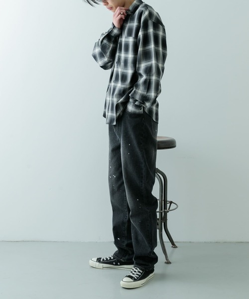 ITEMS URBANRESEARCH（アイテムズ アーバンリサーチ）の「11oz PAINT STRAIGHT DENIM（デニムパンツ・メンズ・ブルー/ブラック・MEDIUM/LARGE）」の8枚目の写真