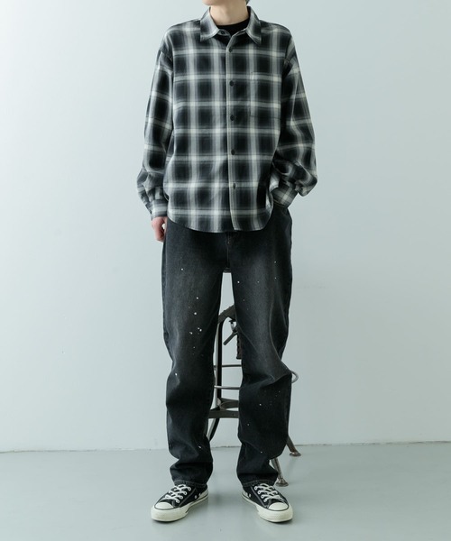 ITEMS URBANRESEARCH（アイテムズ アーバンリサーチ）の「11oz PAINT STRAIGHT DENIM（デニムパンツ・メンズ・ブルー/ブラック・MEDIUM/LARGE）」の9枚目の写真