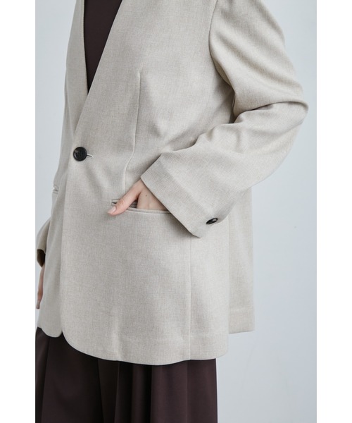 MIESROHE（ミースロエ）の「ボクシーノーカラーＪＫ（ノーカラージャケット・レディース・ブラック/ライトベージュ/グレー・0/1）」の17枚目の写真