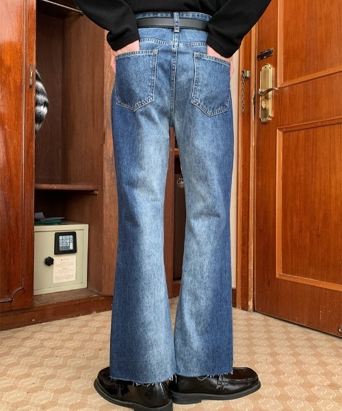 Otte(オッテ)の「シンプルコリアンフレアデニム(デニムパンツ・メンズ・ブラック/ブルー・LARGE/MEDIUM/SMALL/X-LARGE)」の10枚目の写真